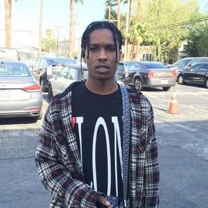 Meet your Posher, Domingo